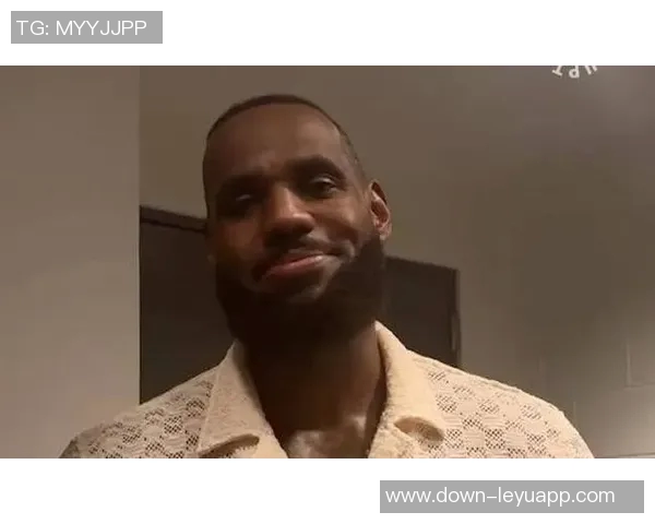 詹姆斯回应质疑者为何不应对他指手画脚的深刻思考