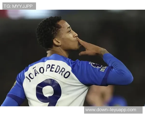 热刺积极寻求左后卫与左中卫目标锁定19岁桑托斯后卫索萨 热刺积极寻求左后卫与左中卫目标锁定19岁桑托斯后卫索萨